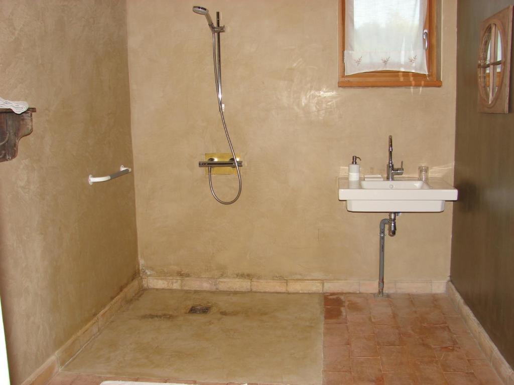 La Pierre Folle Chambres D'Hotes Cluny Zimmer foto